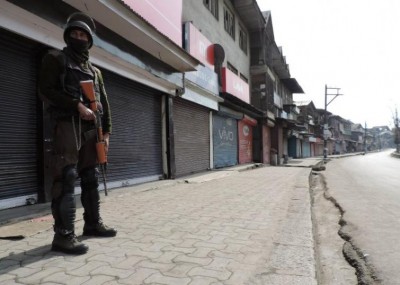 Normal life crippled in central Kashmir due to strike called by separatists