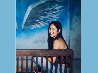 Katrina Kaif shares a 'palat' picture on social media