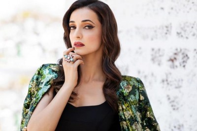 Was difficult to shoot in London due to climatic conditions: Ghost actress Sanaya Irani