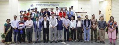 GRSE Kolkata approaches local schools with messages of hygiene and bad effects of plastic as part of its Swachhta Pakhwada celebration