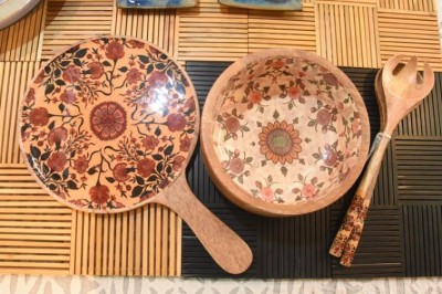 Retail store Kamala inaugurates Christmas Bazaar