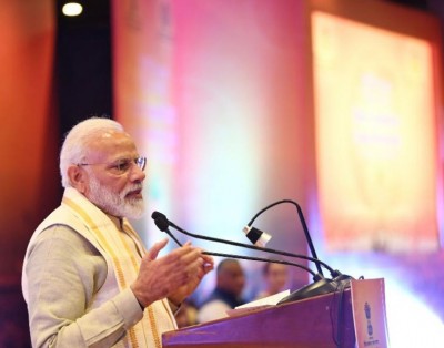 Modi woos voters, asks to end dynasty rule of NC, PDP, Congress in J&K