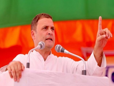 Modi allowed Anil Ambani to steal Rs. 30,000 cr: Rahul on The Hindu's latest Rafale report
