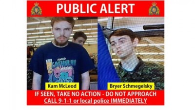 RCMP believes alleged killers Kam McLeod and Bryer Schmegelsky still hiding in Gillam, Manitoba