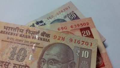 Indian rupee recovers by 11 paise against USD