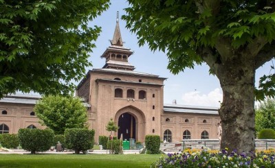 Jammu and Kashmir: Friday prayers not allowed in Jamia Masjid in Srinagar