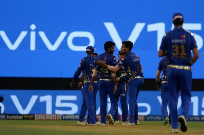 Rohit Sharma's Mumbai Indians defeat SunRisers Hyderabad in Super Over to reach Playoffs