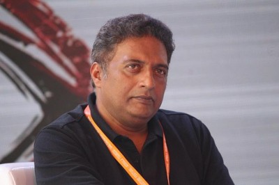 Prakash Raj to contest Lok Sabha polls with 'whistle' symbol