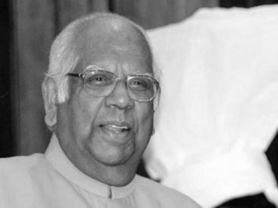 Mamata pays homage to former Lok Sabha Speaker Somnath Chatterjee on his birth anniversary