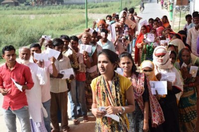 Around 60% polling in MP till 5pm
