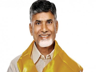 Slipper hurled at Chandrababu Naidu's entourage in Amravati