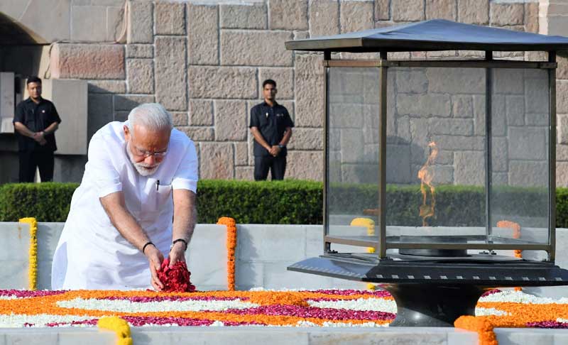 PM Modi pays homage to Mahatma Gandhi at Rajghat