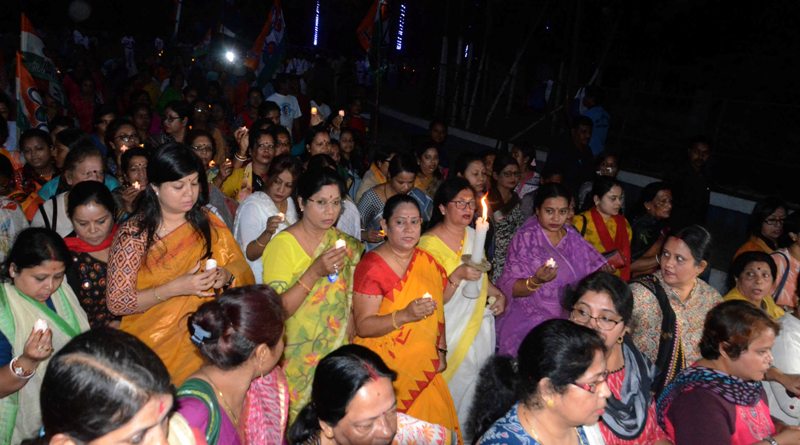 Trinamool Mahila Congress activists take out rally over Delhi violence