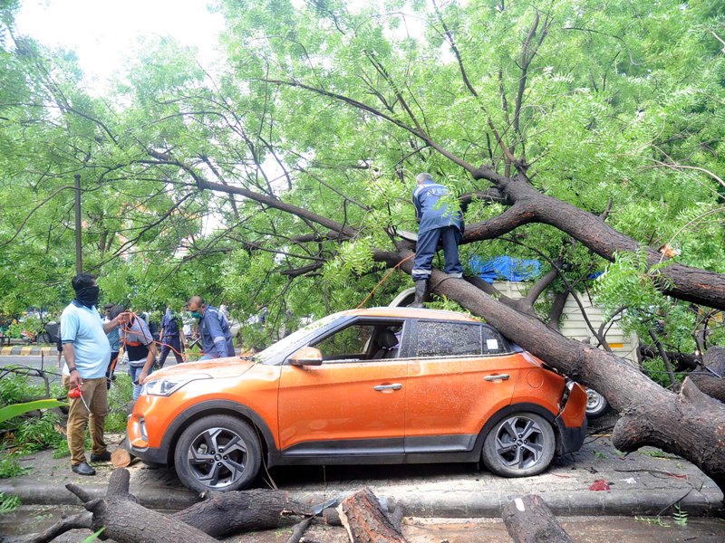 Rain causes destruction in Ahmedabad