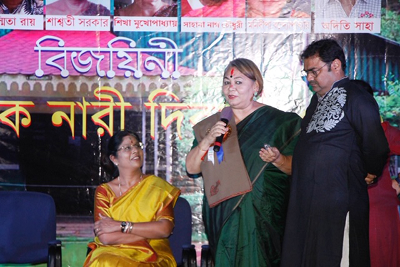 Press Club, Kolkata felicitates 8 women journalists and photo journalists on Women's Day