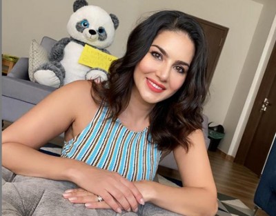 Sunny Leone looks stunning in Instagram post