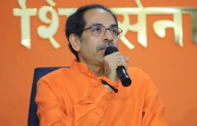 Maharashtra CM Uddhav discusses COVID-19 situation with officials