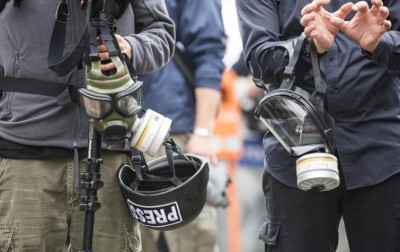 Two journalists tortured for reporting on a coronavirus quarantine centre in Pakistan, probe ordered