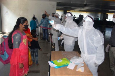 India fights COVID-19: Death toll touches 5598