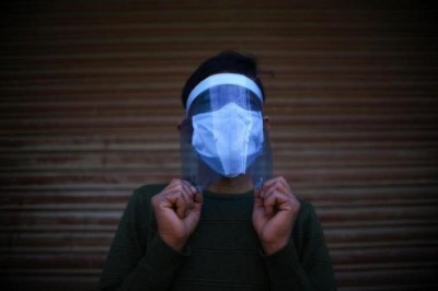 Indian scientists working on anti-COVID-19 drugs using garlic essential oil