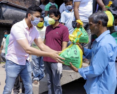 Merlin Group provides food and essentials to people below poverty line during Covid 19 lockdown