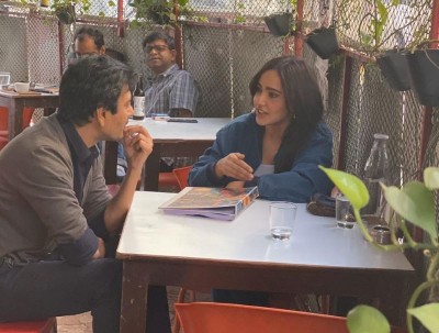 Nawazuddin Siddiqui, Neha Sharma to feature in 'Jogira Sara Ra Ra'