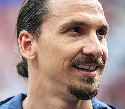 Ibrahimovic extends contract with AC Milan until 2021