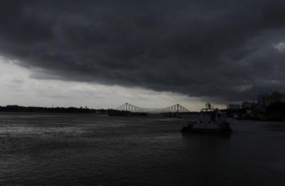 Super Cyclone Amphan claims three lives in West Bengal so far
