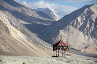 India, China agree to 'peacefully resolve' border situation in top-level military talks 