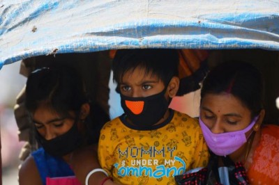 India witnesses steep rise in COVID-19 cases amid lockdown