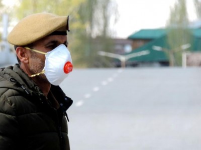 Family of suspected COVID-19 patient take medics hostage in Jammu and Kashmir
