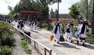 Afghan releases more than 100 Taliban prisoners