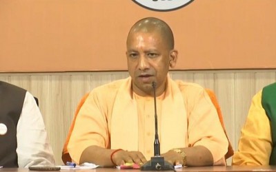 Migrant workers killed in Auraiya accident were charged hefty sums for travel: Yogi Adityanath counters Congress' allegation