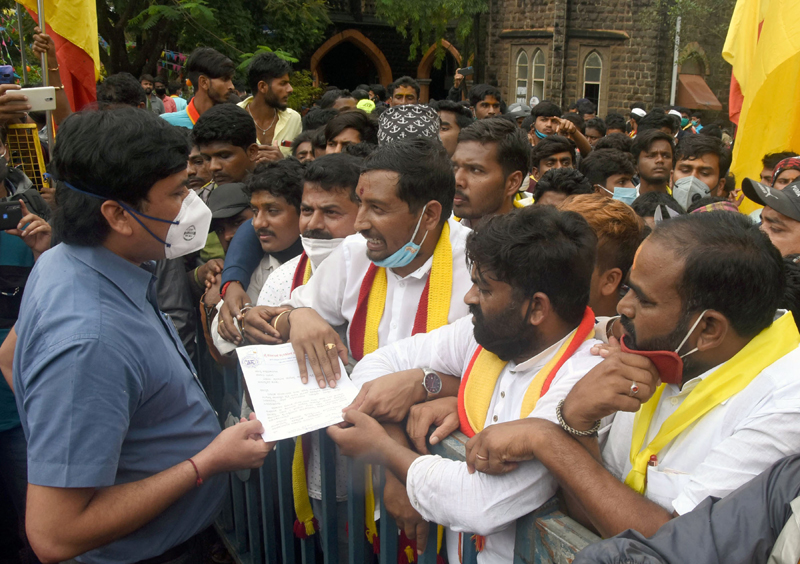 Protest demanding reinstallation of Rayanna statue in Belagavi