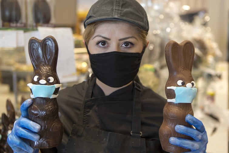 World in Photo : April 12, 2020