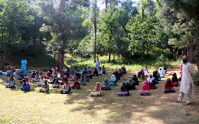 An open air community School established by the study lovers in Didikoot
