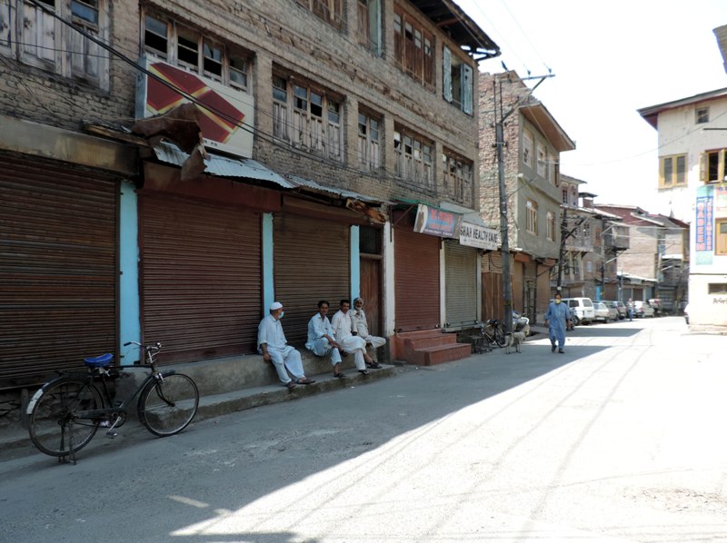Strict lockdown in Srinagar