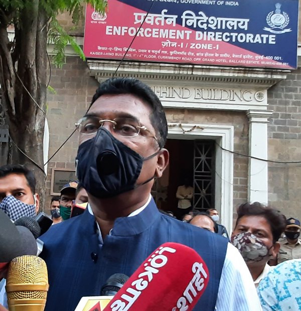 Shiv Sena MLA Pratap Sarnaik arrives at ED office in Mumbai in connection with money laundering case