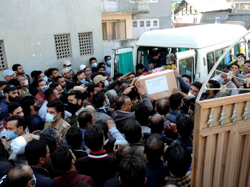 Kashmir: PSO Mohammad Altaf Hussain martyred