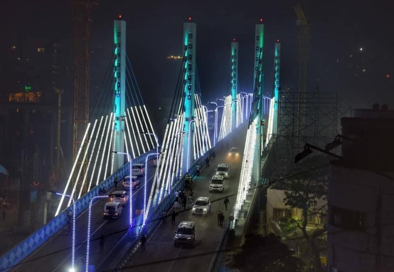 Mamata Banerjee inaugurates Mahjerhat Bridge in Kolkata