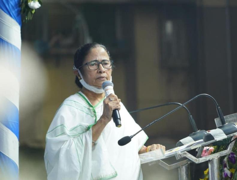 Mamata Banerjee inaugurates Mahjerhat Bridge in Kolkata