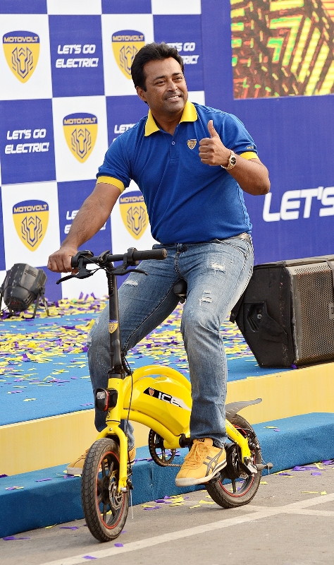 Leander Paes launches Motovolt Mobility’s fleet of smart e-cycles in Kolkata