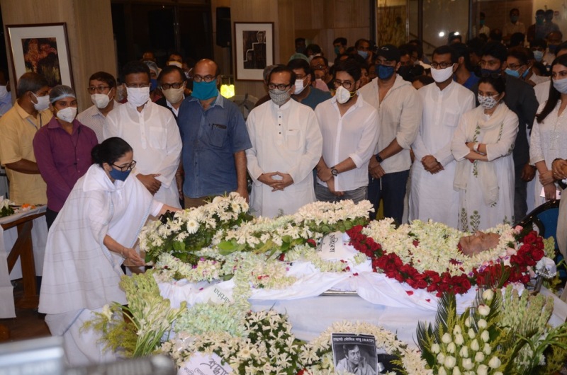 RIP Legend: Bengalis bid farwell to iconic actor Soumitra Chatterjee