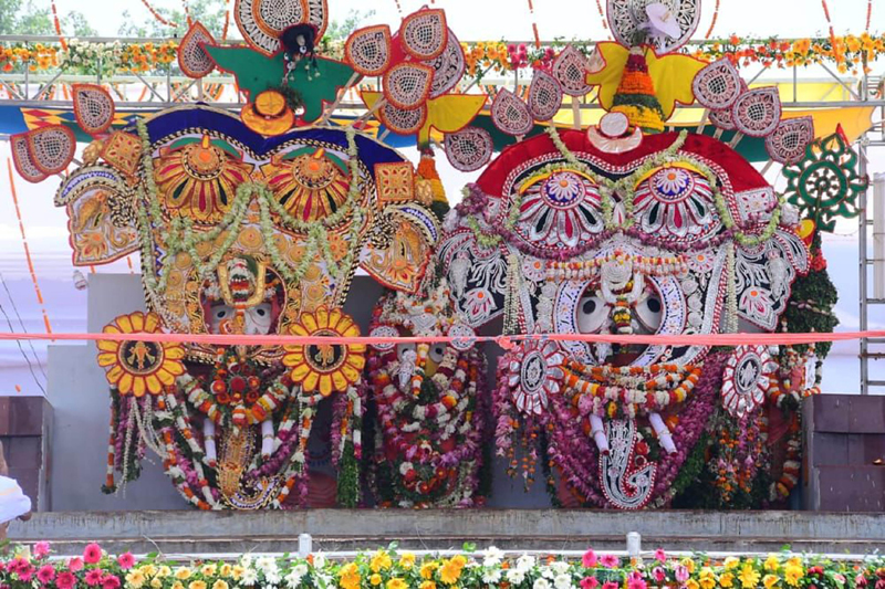 Royal bathing ceremony held atPuri's Sri Jagannath Temple amid tight security, Covid protocol