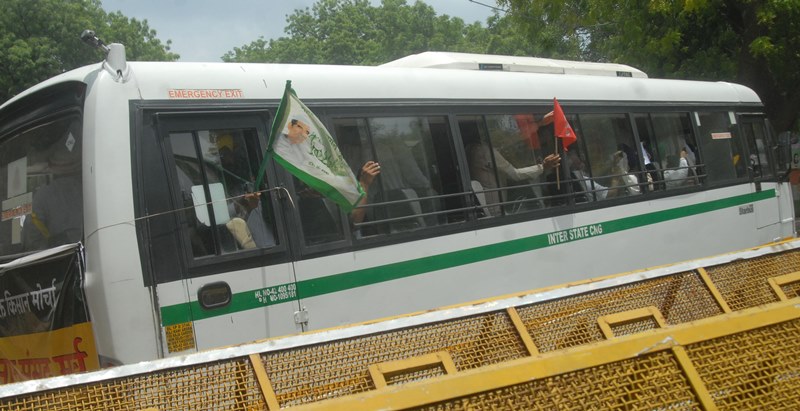 Farmers protest at Jantar Mantar in Delhi