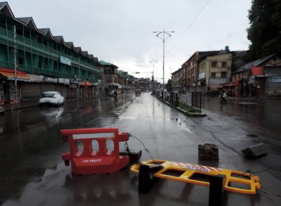 Jammu and Kashmir: Corona curfew extended till May 31