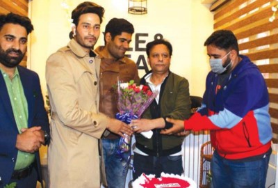 Jammu and Kashmir: Style and Streax unisex salon opens at Parraypora