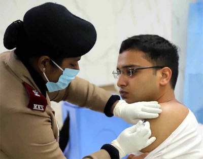 Vaccination for all above 18 years to commence from May 1: Centre