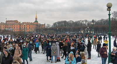 Moscow Police starts pushing away protesters near Matrosskaya Tishina Detention Center