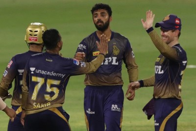 KKR enter IPL final defeating DC by three wickets in last-over thriller